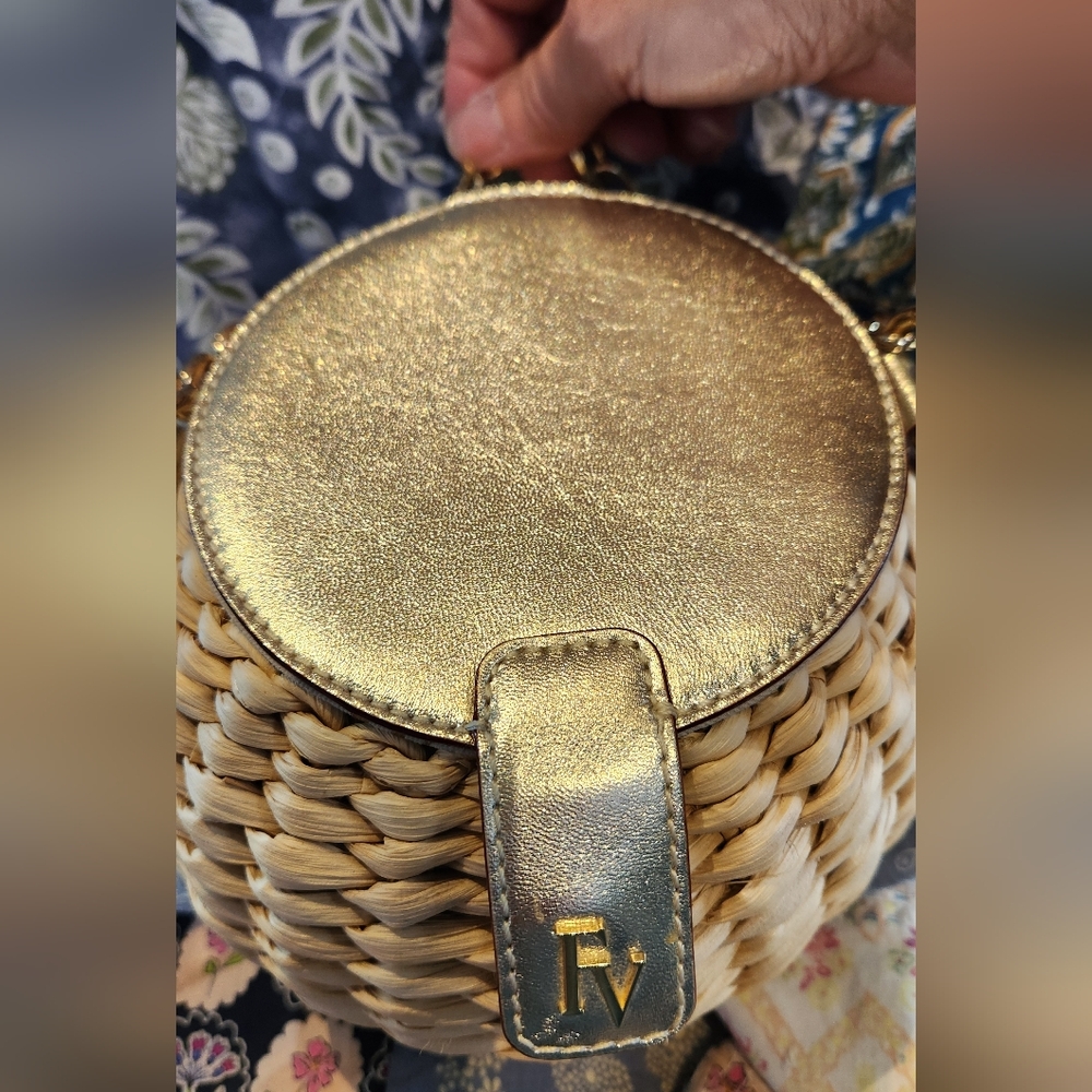 Frances Valentine Honeypot Wicker Round Purse in Tan And Gold - Picture 4 of 9